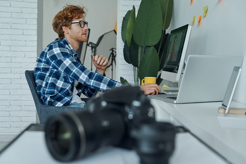 photographer Independent Contractors image 1