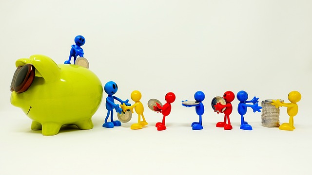 save-up-3451075_640 loans for independent contractors image 2